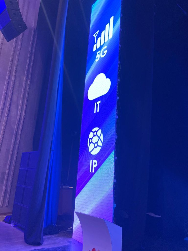 Аренда оборудования на мероприятие Huawei Honor Cup 2019: Финал Евразийских соревнований в сфере ИКТ (1 ноября 2019 года) - фото 4